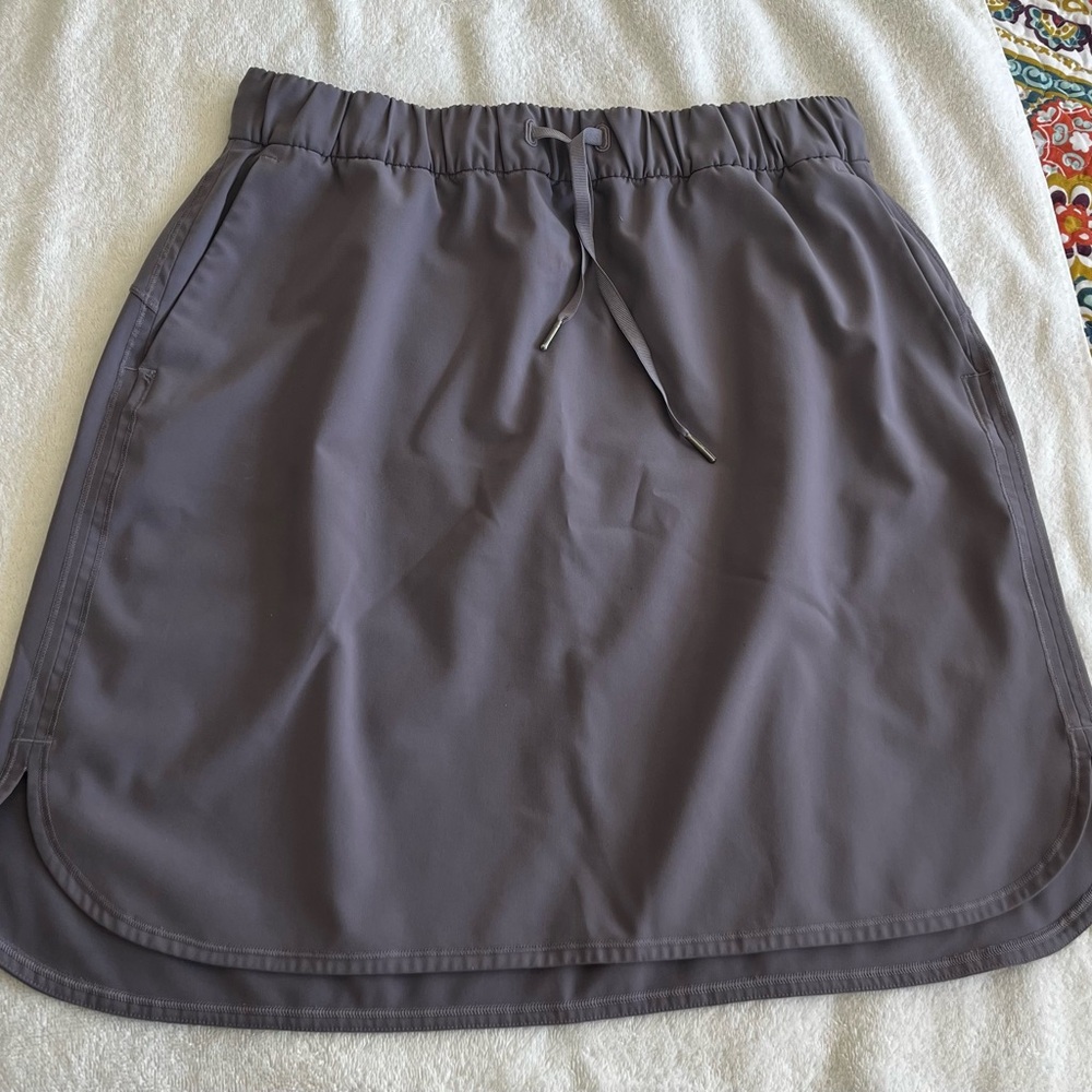 Lululemon “On the Fly Skirt”